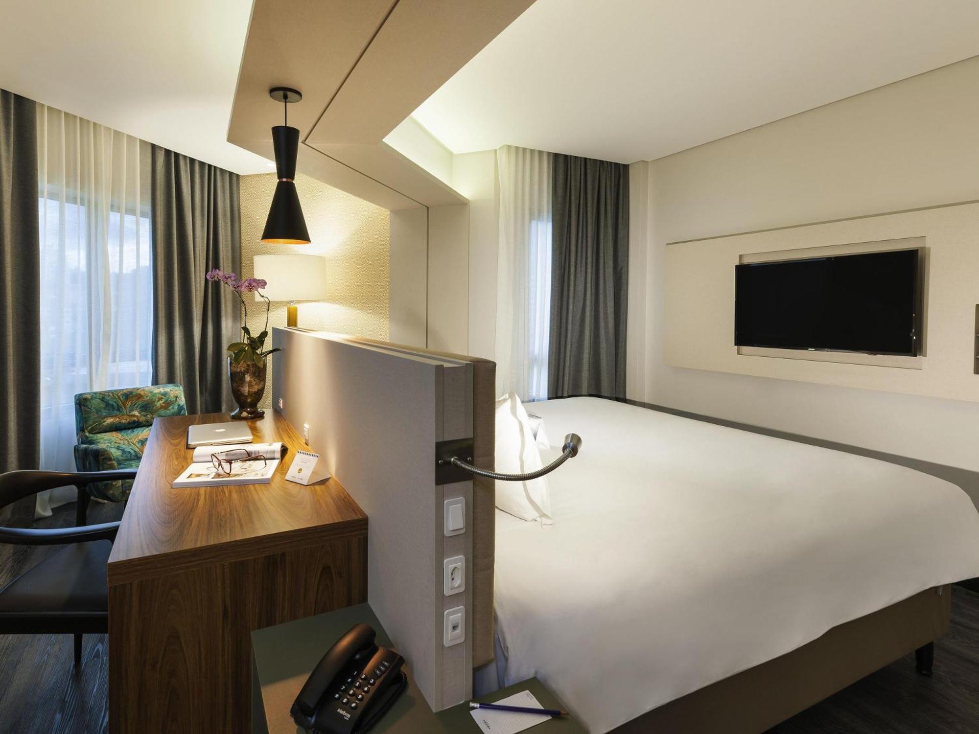 Deluxe King Suite,1717010961:JPEG